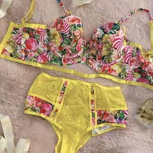 RARE Victoria’s Secret x Mary Katrantzou Yellow Floral Lingerie Set
